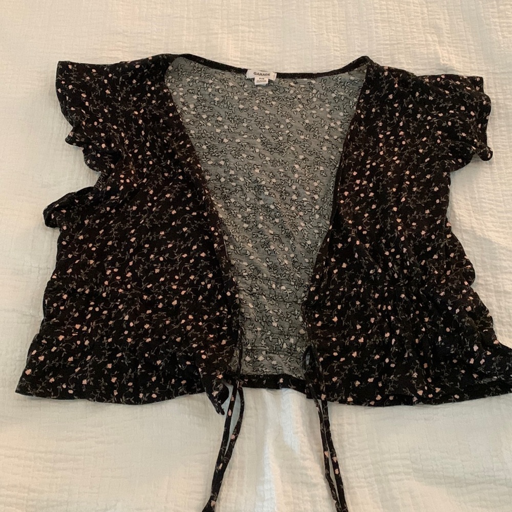 Garage: Adjustable Floral Print Crop Top (Size Small)